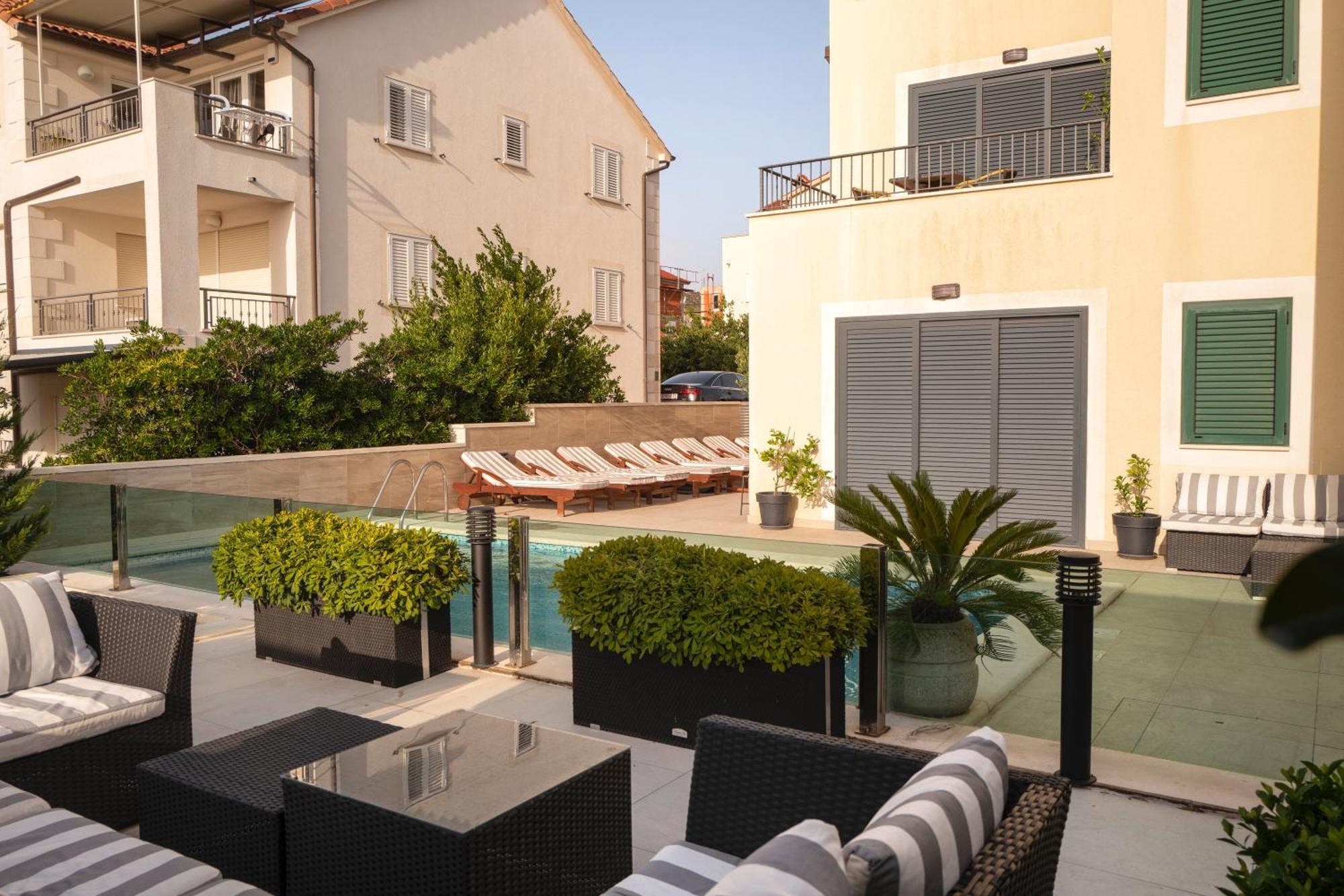 Villa Royale With Pool Hvar Town Exterior photo