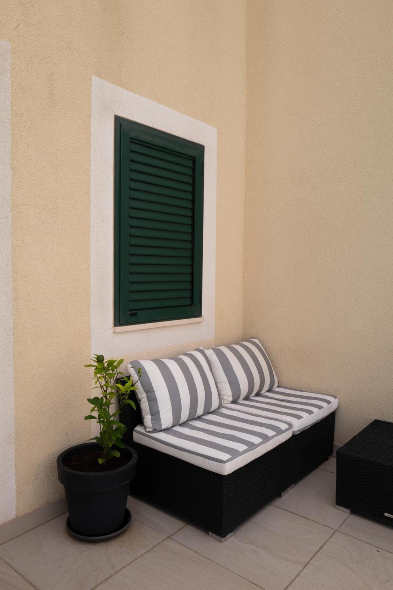 Villa Royale With Pool Hvar Town Exterior photo